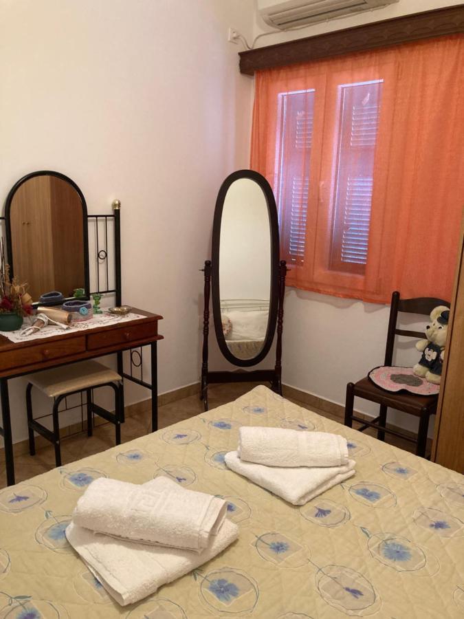 Agkyra Rooms Aladhinon Εξωτερικό φωτογραφία