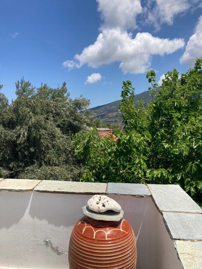 Agkyra Rooms Aladhinon Εξωτερικό φωτογραφία