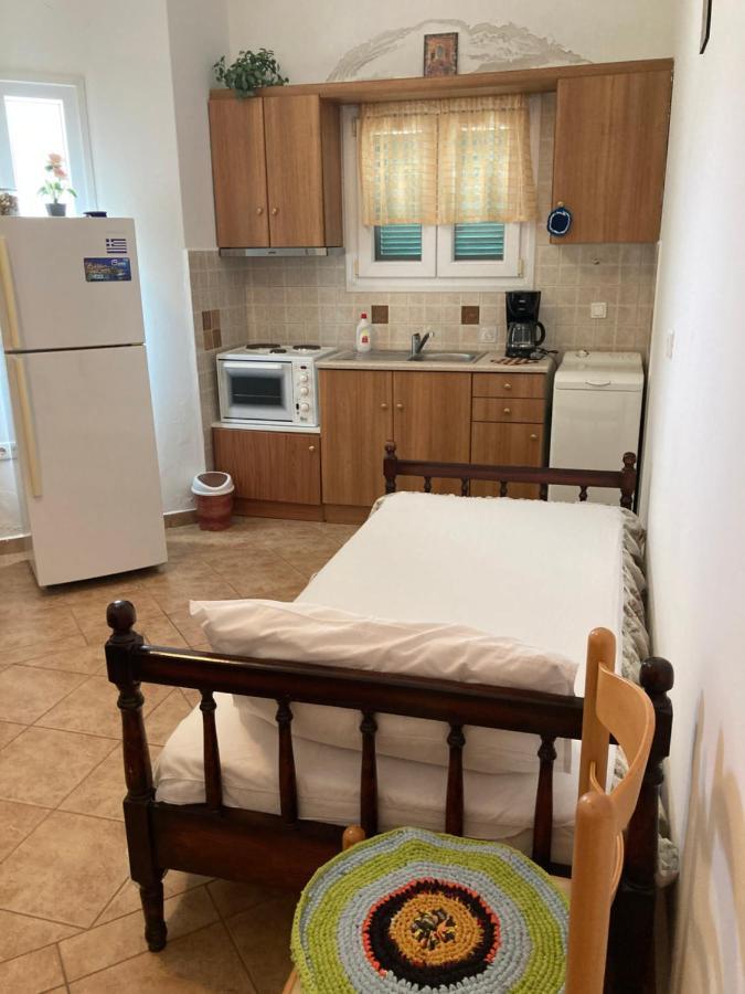 Agkyra Rooms Aladhinon Εξωτερικό φωτογραφία
